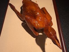 -蝴蝶里·粤菜·点心(滨江龙湖店)
