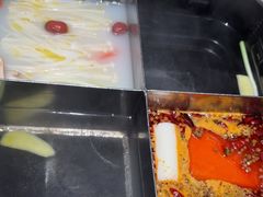 -巴渝瓦肆重庆鲜火锅(宝龙环湖店)