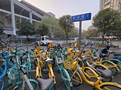 -成都武侯祠希尔顿惠庭酒店