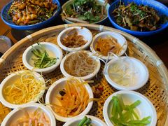 -包整·丝娃娃(一览甲秀楼风景店)