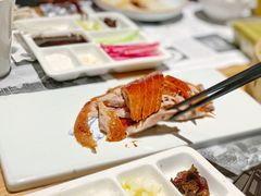 酥不腻烤鸭-小大董·烤鸭(凤凰汇店)