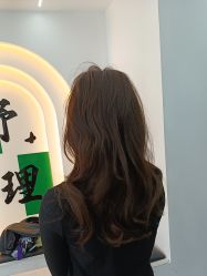-V7 HAIR SALON