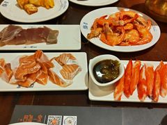 -四海一家自助餐(益田假日广场店)