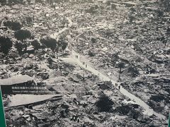 -唐山抗震纪念碑广场