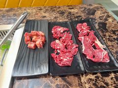 -牛里牛气· 榴莲海鲜鲜牛肉自助火锅·烤肉(横岗店)