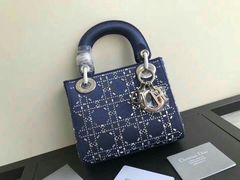 -SAINT LAURENT(海港城店)