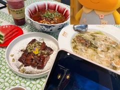 -中航城君尚购物中心