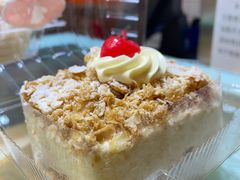 -白玉兰食品甜凤店(合生汇店)
