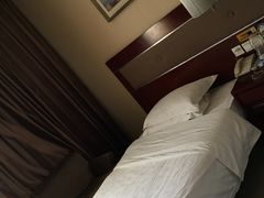 -西港航空酒店(银川南门广场机场巴士店)