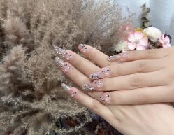 -兔猫ToMoreNails美甲美睫