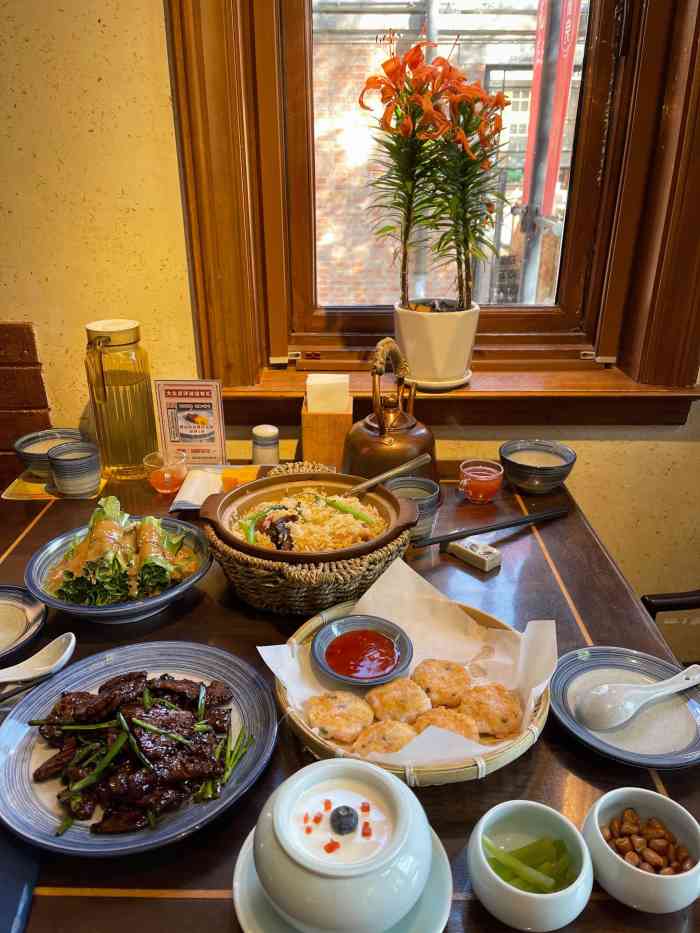 那家·油麻菜馆(先农大院店)-"环境,服务都非常好,菜品味道也很棒