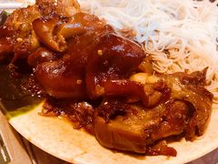 辛辣猪蹄-贤花饭店(凯德店)