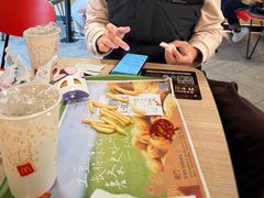 -麦当劳(中二横路店)