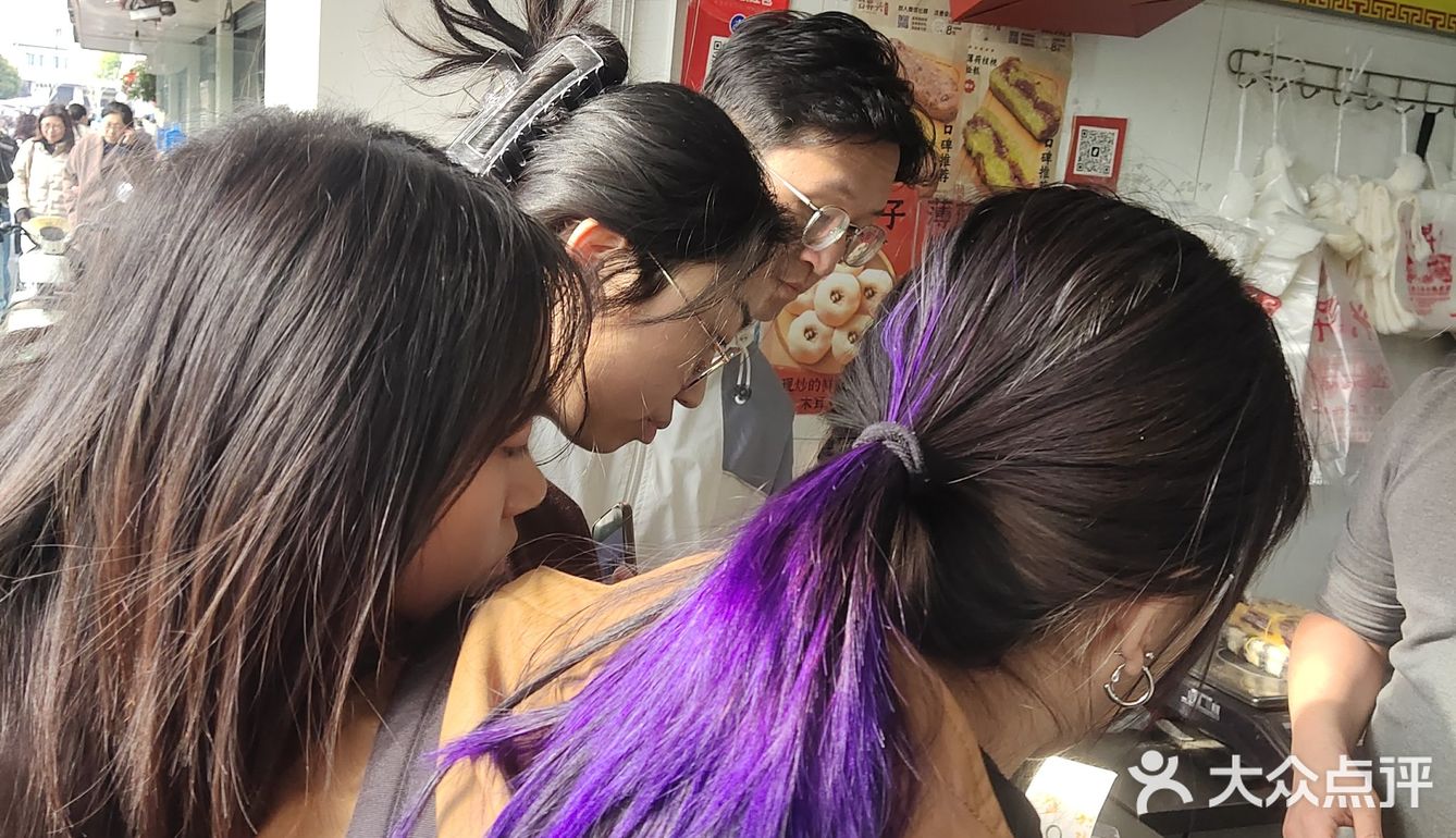 苏州传统自带BUF的美味小吃店—尝试和品味