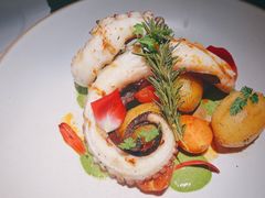 -LESCEDARS Brasserie Bistro香柏树