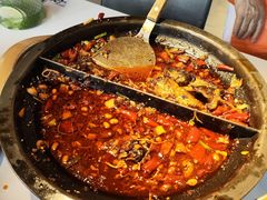 -鸣记脆皮烤鱼·海鲜烤鱼(三八广场店)