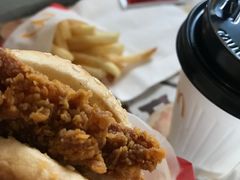 -麦当劳(国际社区店)