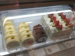 -花花卷卷·鲜食蛋糕(静安久光百货店)