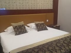 -春兰国宾馆(凤城河风景区老街店)