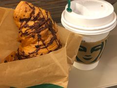 -星巴克(广州南站A18检票口楼上)