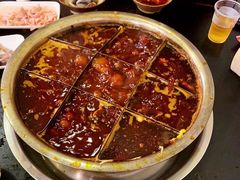-邓莽子老火锅(中兴路总店)