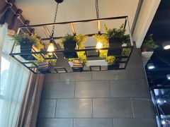 -愉肴麻辣香锅(中山路店)