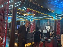 -屋有岛沉浸游戏旗舰店(中山公园店)