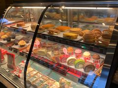 面包甜点陈列柜-星巴克(成都北城天街分店)