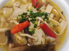 美味山珍菌-火宫殿·湘菜小吃·商务宴请·生日聚会(东塘店)