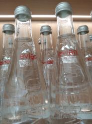 -颜蕾医美·黄金微针·水光·玻尿酸·超声炮