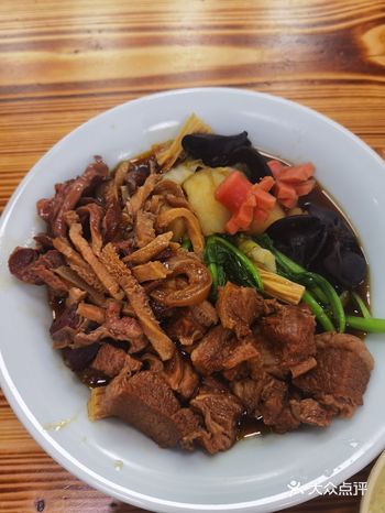 「牛满满面家·卤肉饭·手打面·卤味(乐嘉汇店)」