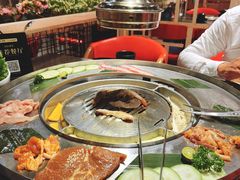 -哈哈碳都·牛肋条无限自助烤肉(台江万达店)