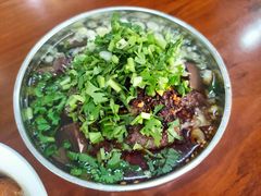 猪血-鸿浩扒猪脚米线