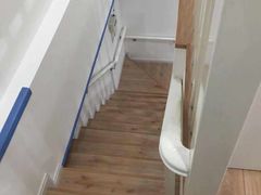 -百安居装修建材卖场(泰然店)