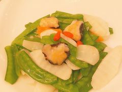 西芹炒虾仁(例)-亢龙太子酒轩(东湖店)