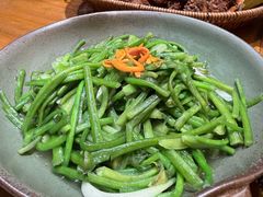 清炒水性杨花-老滇山寨•云南特色菜•地方菜•民族风情歌舞表演(金碧店)