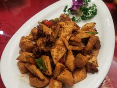 馕炒肉-木卡买提新疆餐厅·清真(新里海顿公馆店)
