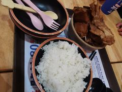 -万和春排骨砂锅米饭(新业广场店)