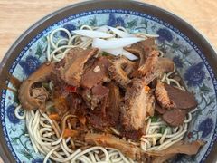 牛肉牛肚二合一热干面-牛师傅牛肉面(尚隆路店)