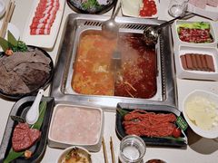 -海底捞火锅鲜切牛肉主题店(长寿路店)