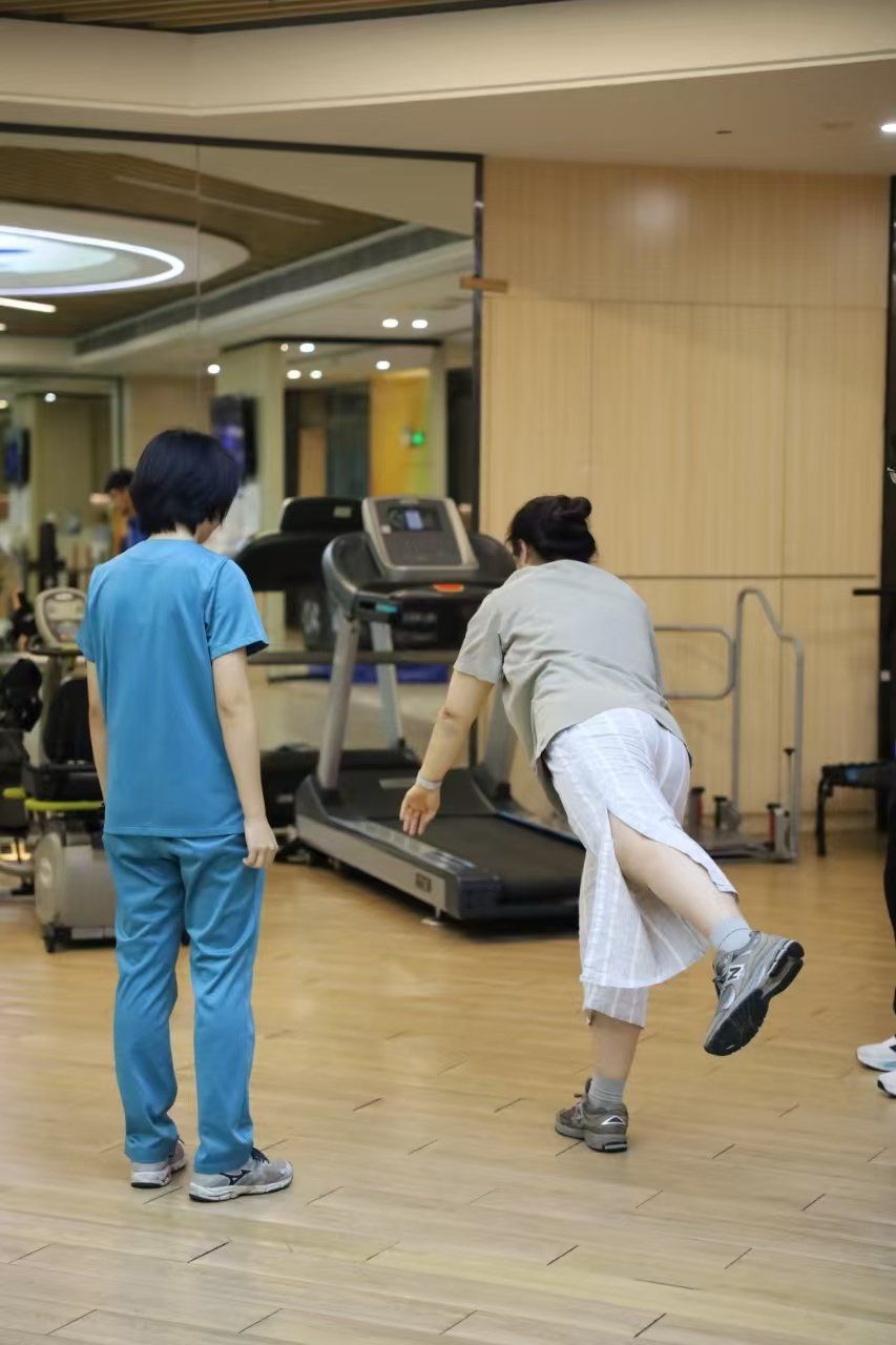 膝关节受伤后的康复训练