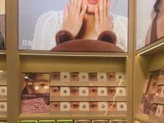 -moody彩瞳(环宇城店)