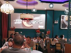 -黄泥岗·地道湖北菜(奥特莱斯店)