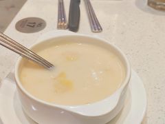 -香港新发烧腊茶餐厅(水围店)