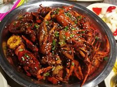 特色油焖大虾-巴厘龙虾·榜首油焖大虾(音乐学院·沿江酒馆店)