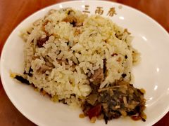 -三两春肚肺汤(崂山路店)