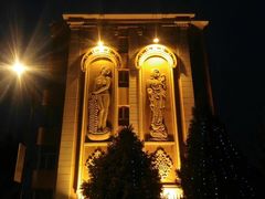 -布尔津河堤夜市