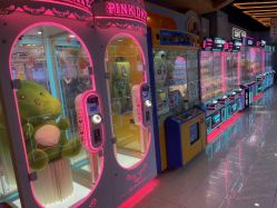 -多奇妙乐园·淘气堡·电玩·抓娃娃(海口吾悦店)