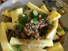 -老鼎万春卤菜(鹭湖宫8区店)