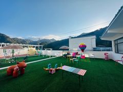 -何适山庄·团餐住宿(水长城P2停车场店)
